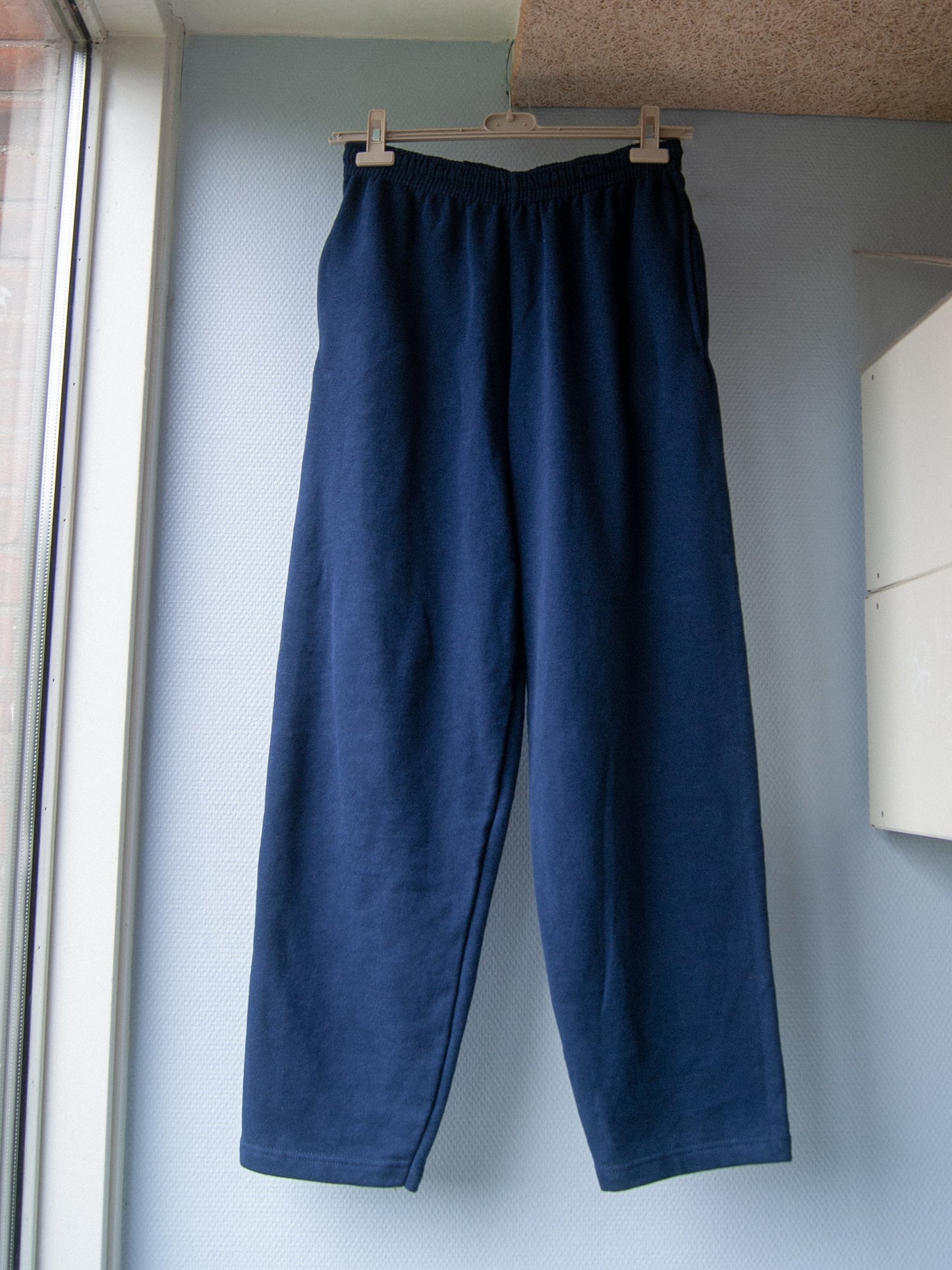 | loose navy