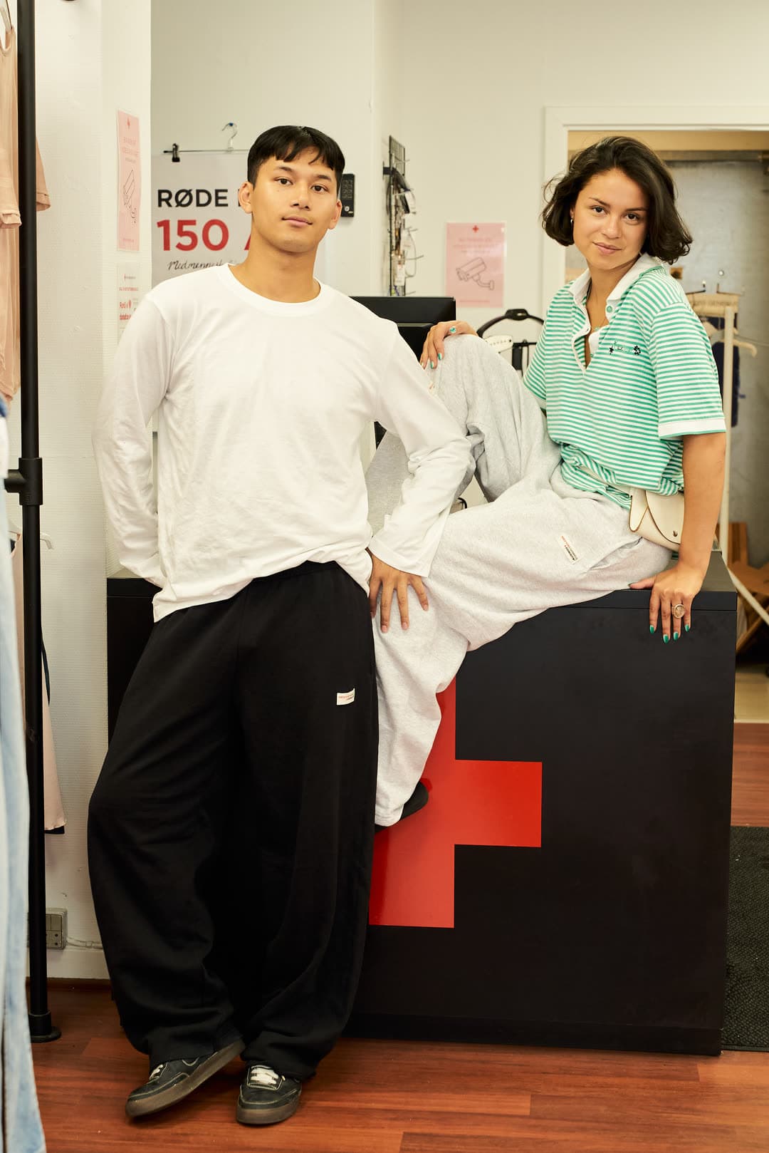 Red Cross volunteer wearing Boom Butik