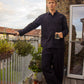 Peter is 188 cm tall and wears size L. 