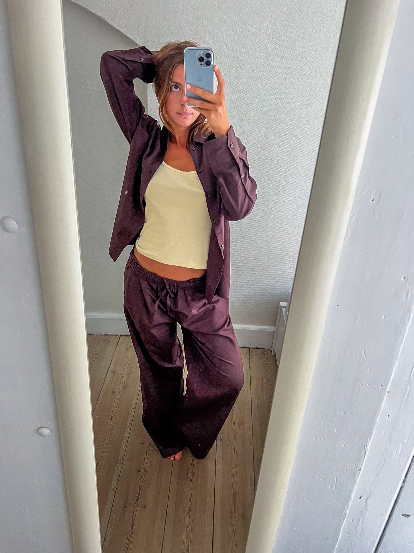 Sofie is 165 cm tall and wears size S. 