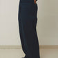 Laura is 180 cm tall and wears size L. | navy