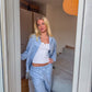 Cille is 165 cm tall and wears size S.