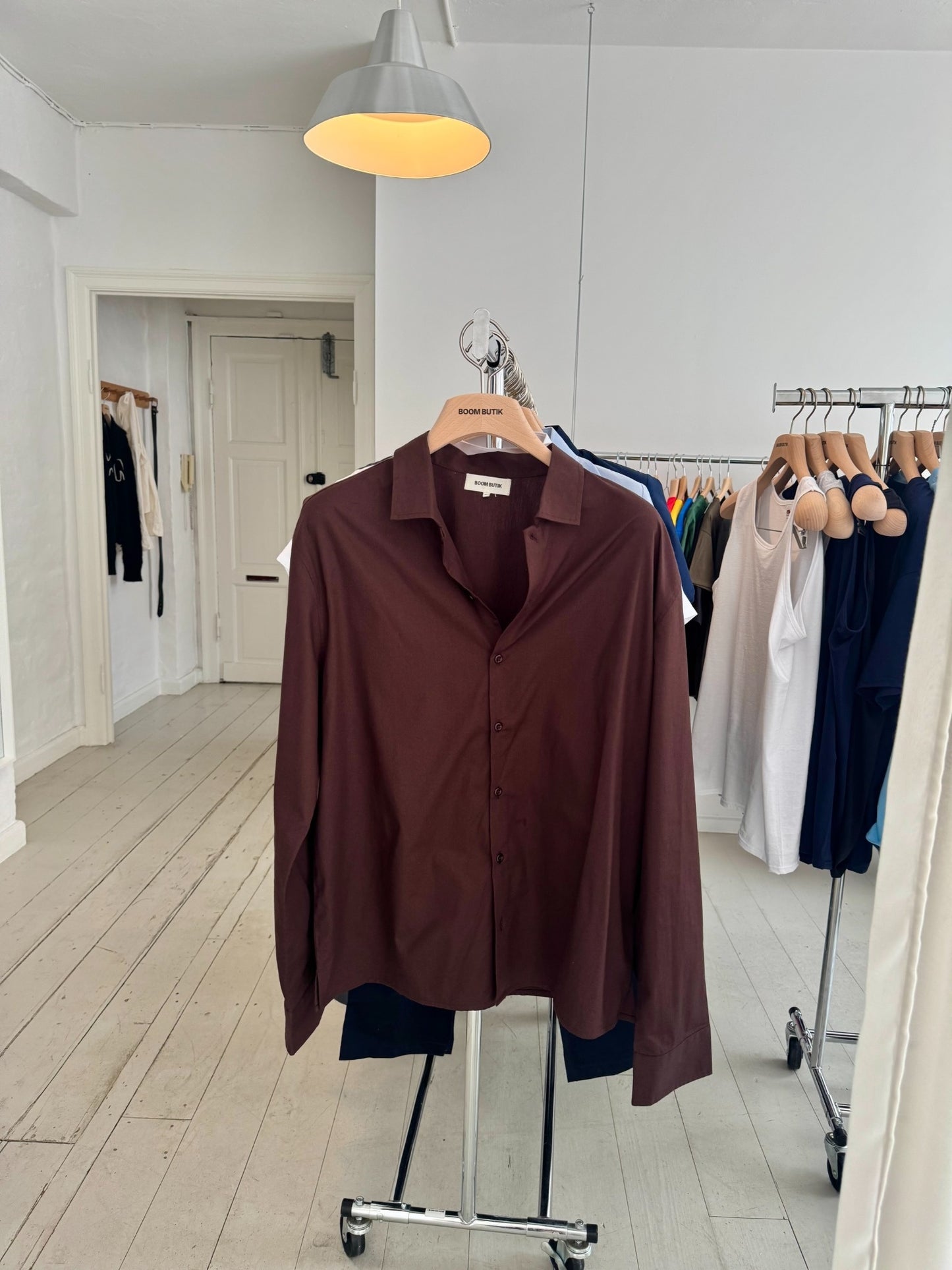 | dark brown