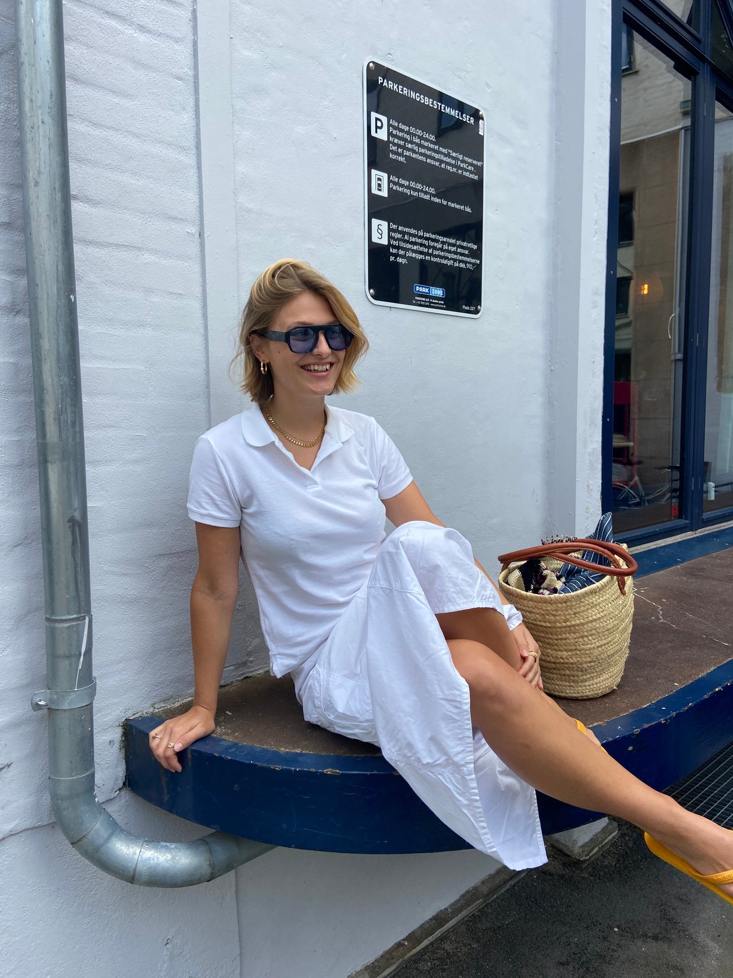 | white 